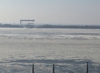 Eiszeit auf der Elbe.jpg