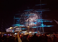 Feuerwerk im Hafen