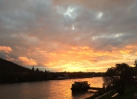 auch am Neckar geht die Sonne unter.jpg